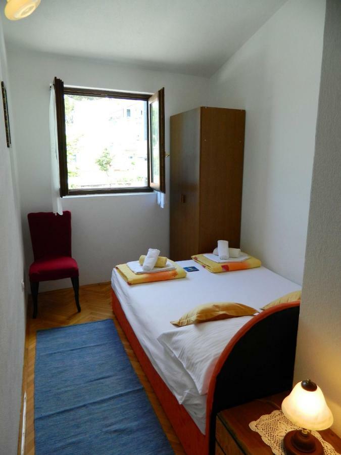 Ema Apartamento Brela Exterior foto