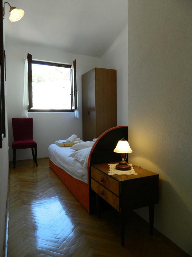 Ema Apartamento Brela Exterior foto